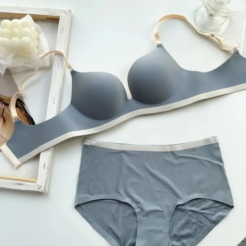 Seamless Bras for Women Comfort Wireless Underwear Women's No Steel Ring Bralette 3/4 Cup Glossy Bra Female 32 34 36 38 Lingerie - The Lady's Haven